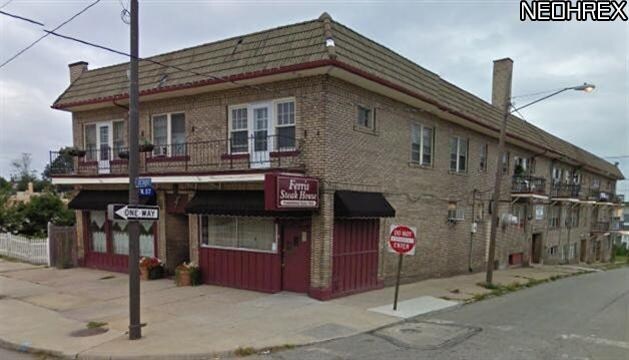 8702 Detroit Ave in Cleveland, OH - Building Photo