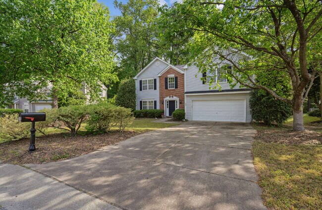 549 Dogwood Creek Pl in Fuquay Varina, NC - Building Photo - Building Photo