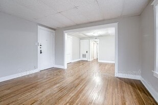 511-513 Prospect Ave in Kansas City, MO - Building Photo