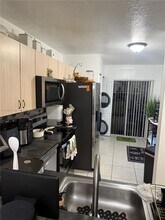 1271 SE 28th Ct in Homestead, FL - Building Photo - Building Photo