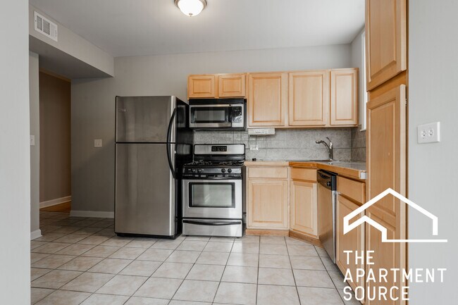 4250 N Keystone Ave in Chicago, IL - Building Photo - Building Photo