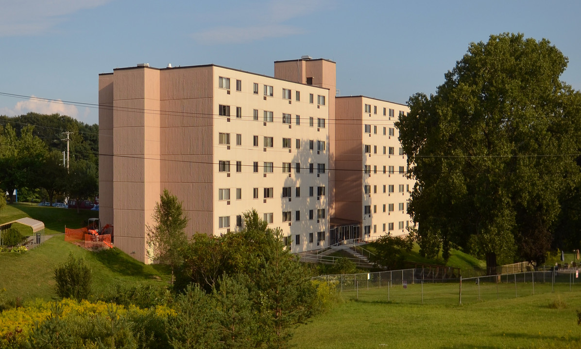 Marian Apartments in Endwell, NY - Foto de edificio