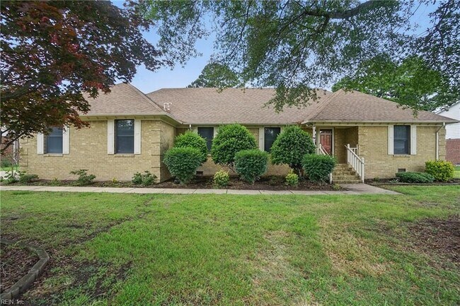 property at 1724 Hodges Ferry Rd