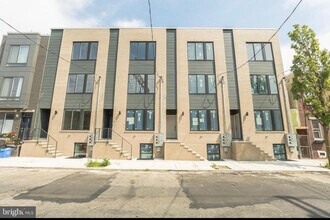 1517 N 9th St, Unit Unit2 in Philadelphia, PA - Foto de edificio - Building Photo
