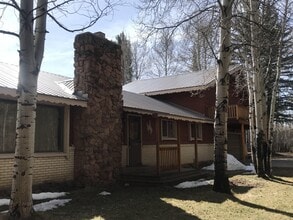 99 Riverside Rd in Pinedale, WY - Building Photo - Building Photo