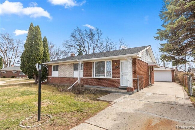 10343 N Oak Dr