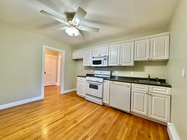 35 Chesbrough Rd, Unit 1