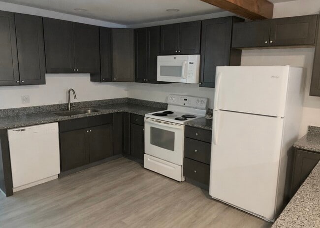 13 S Main St, Unit 13