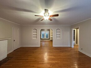 130-130 1/2 Rowland Pl in Tyler, TX - Building Photo - Building Photo