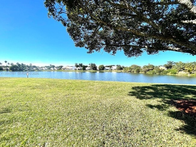 3901 Medford Ct in Boynton Beach, FL - Building Photo - Building Photo