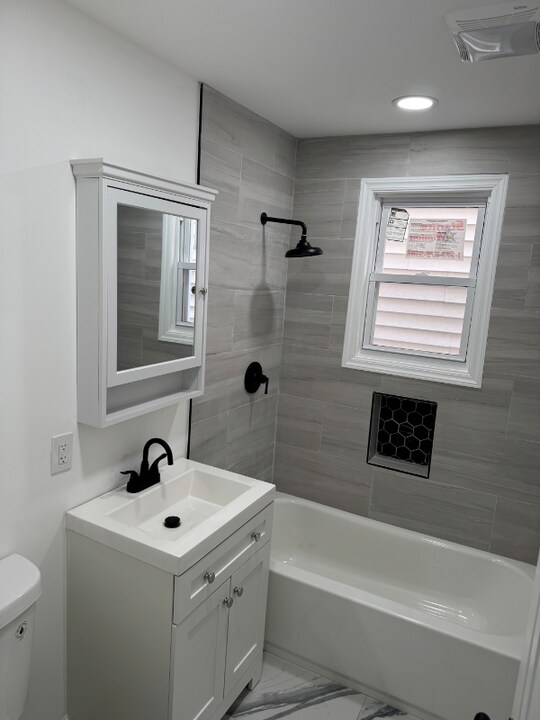 145 Mill St in Paterson, NJ - Building Photo