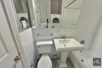 BARROW ST., Unit 3D in New York, NY - Foto de edificio - Building Photo