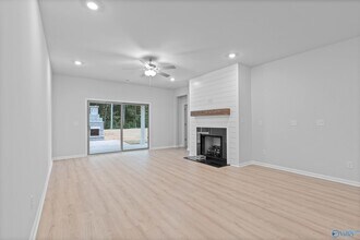 15008 Greenleaf Dr in Athens, AL - Building Photo - Building Photo
