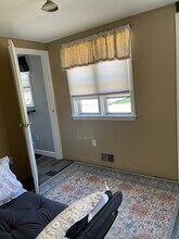 23 Ochsner Pl, Unit 1 in Trumbull, CT - Building Photo - Building Photo