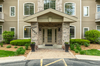 Emerald Woods in Elm Grove, WI - Building Photo - Building Photo