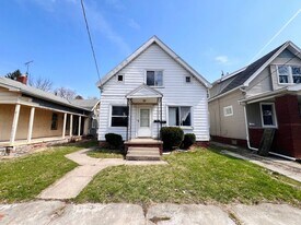 3010 Warsaw St in Toledo, OH - Building Photo