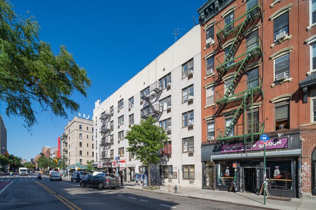 20 Avenue A in New York, NY - Building Photo - Building Photo