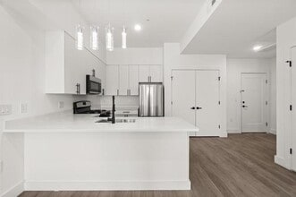 425 Avenue C in Bayonne, NJ - Building Photo - Building Photo