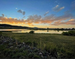 12718 W Burgundy Pl in Littleton, CO - Building Photo