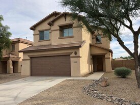 11713 W Lincoln St in Avondale, AZ - Building Photo