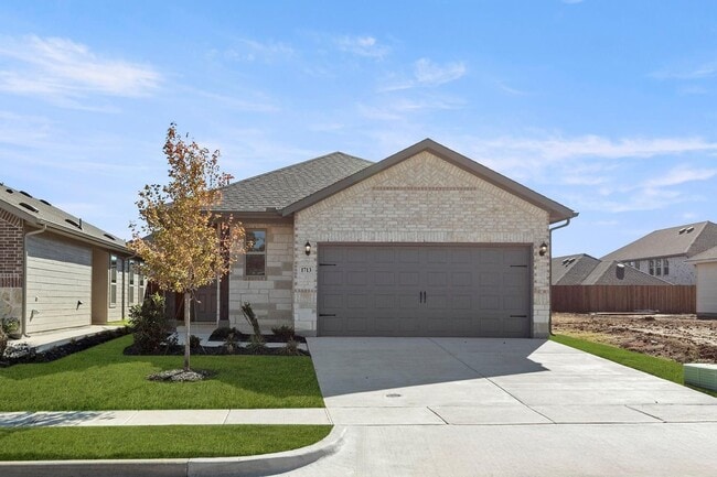 property at 1713 Mdw Crst Dr