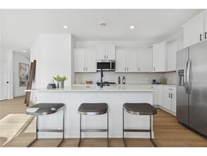 18372 Glandon Pass in Lakeville, MN - Building Photo - Building Photo