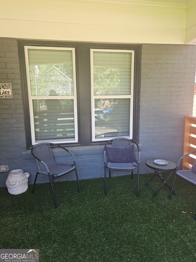 2429 Hosea L Williams Dr SE in Atlanta, GA - Building Photo - Building Photo