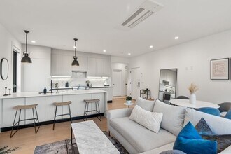 75 W Broadway in Boston, MA - Building Photo - Building Photo