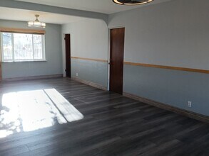 7904 Cutler Ave NE in Albuquerque, NM - Building Photo - Building Photo