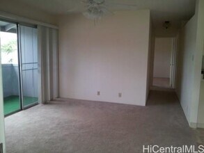94-1049-1049 Oli Pl in Waipahu, HI - Building Photo - Building Photo