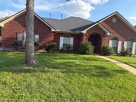 11308 Madison Ct in Pearland, TX - Building Photo