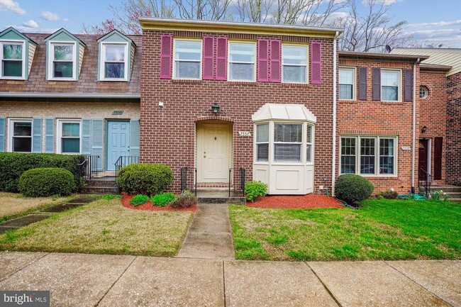 property at 7557 Heatherton Ln