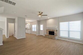 512 Waterford St in Farmersville, TX - Building Photo - Building Photo