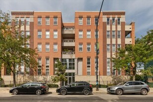 3550 W Montrose Ave in Chicago, IL - Building Photo