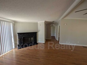 10 Forest Manor Dr in Sanford, NC - Building Photo - Building Photo