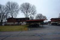 3040 Green Meadow Dr in Appleton, WI - Foto de edificio - Building Photo