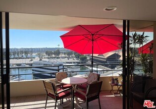 4267 Marina City Dr in Marina Del Rey, CA - Building Photo - Building Photo