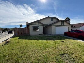 3865 Rexford Dr in Hemet, CA - Building Photo