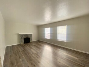 3738-3742 Randolph Ave in Oakland, CA - Foto de edificio - Building Photo