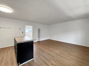 720 W Lewis St in San Diego, CA - Building Photo - Building Photo