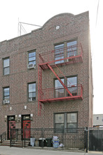 22-69 27th St in Astoria, NY - Building Photo - Building Photo