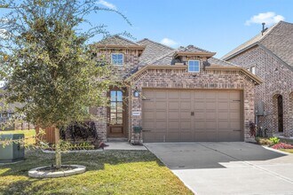 13105 Sapphire Lake Ln in La Marque, TX - Foto de edificio - Building Photo