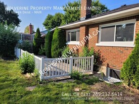 237 Vanier Dr