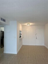 8145 NW 7th St in Miami, FL - Building Photo - Building Photo
