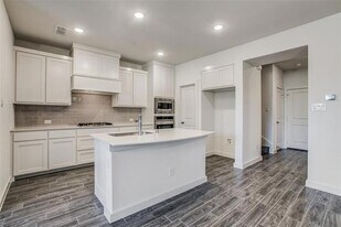 1420 Navasota Trail in Plano, TX - Building Photo