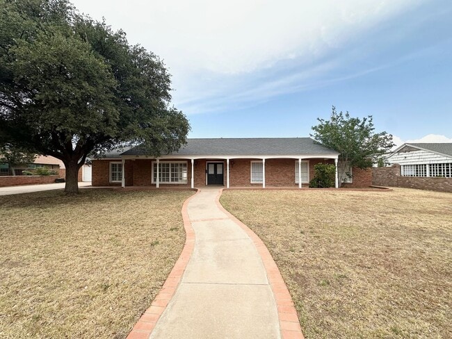 property at 2806 Lockheed Dr