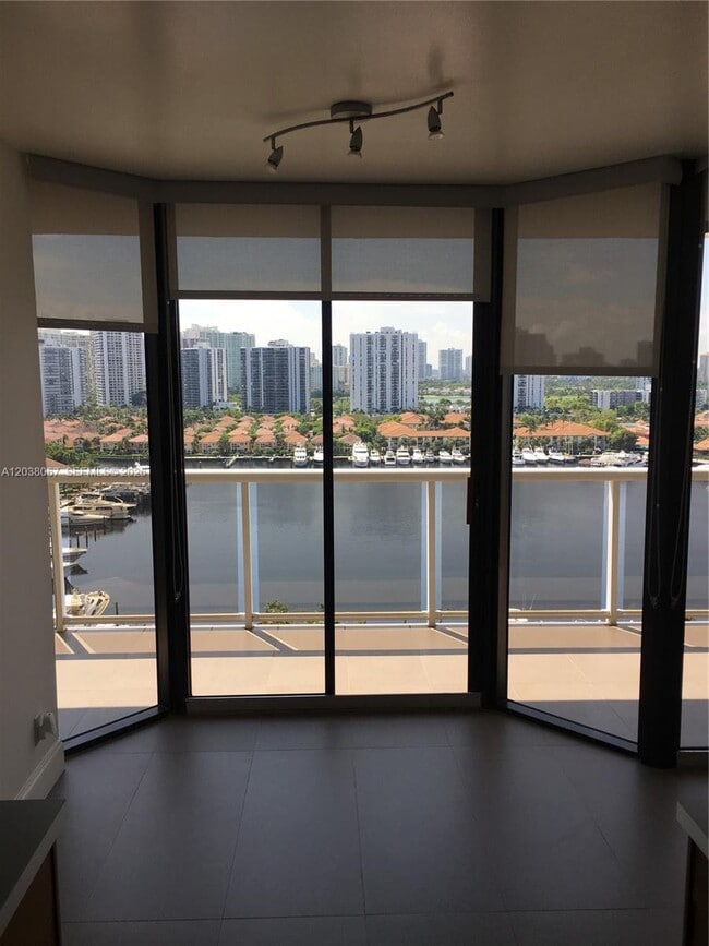 property at 3640 Yacht Club Dr