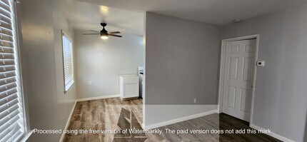 134 13th St in Seal Beach, CA - Building Photo - Building Photo