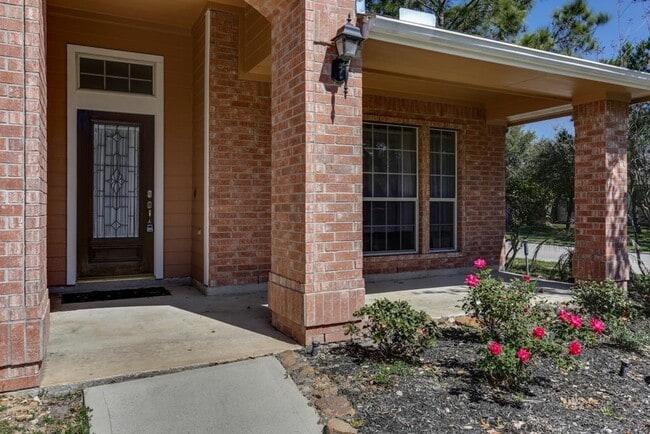 18455 Yellowstone Trail in Humble, TX - Foto de edificio - Building Photo