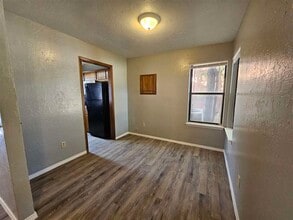 4032 NW Ozmun Ave in Lawton, OK - Building Photo - Building Photo